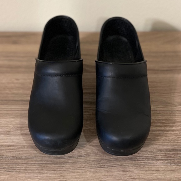 Dansko Women's Professional Clog - Picture 1 of 10